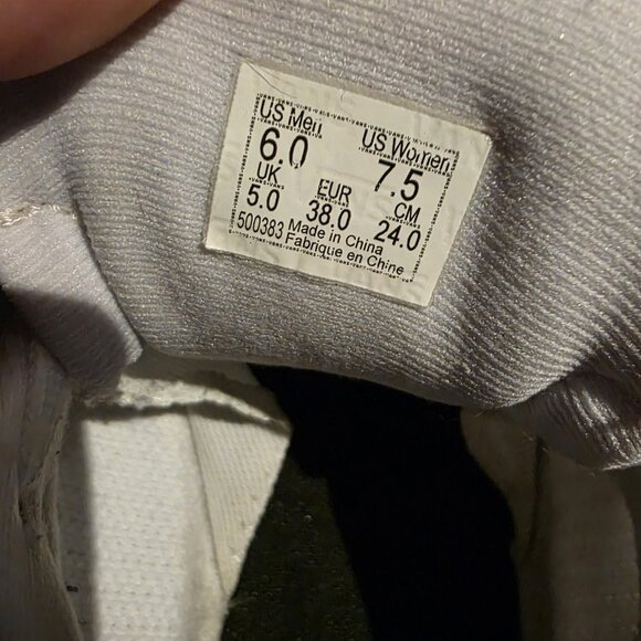 Vans Ultrarange White Snow 500383 White Casual Shoes Sneakers Size womens 7.5 - Picture 10 of 10